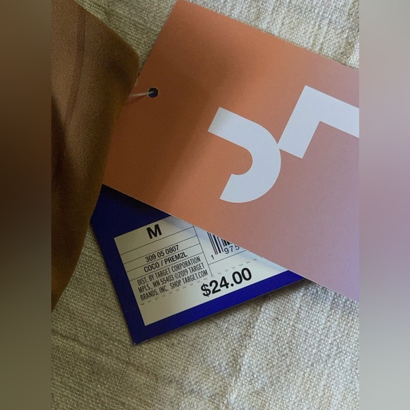 set - Picture 4 of 5